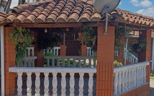 El Peñol Vereda Marial 3-Bed Farmhouse Retreat – MLS 255722