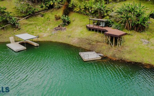 El Peñol 4-Bedroom Modern House with Lake and Mountain Views – MLS 257055