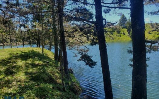 El Peñol Vereda Marial Waterfront Lot – MLS 246278