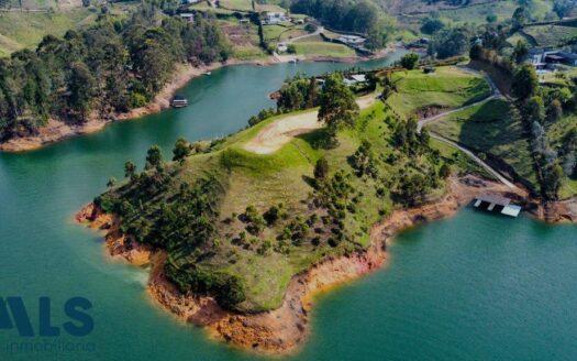 El Peñol Peninsula Lot with Marina and Development Potential – MLS 245869