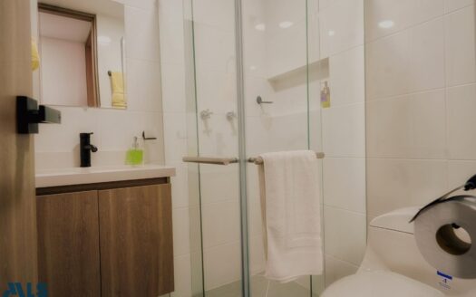 Guatapé Town Center 1-Bed Apartment with Balcony and Lake Views – MLS 256473